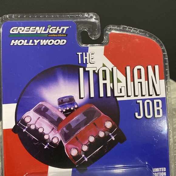 GreenLight | The Italian Job: 1967 Austin Mini Cooper S 1275 MKI - Die-Cast Car - Picture 4 of 10